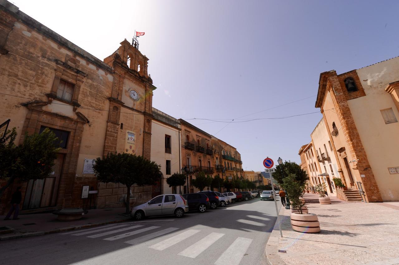 Il Cortile Del Marchese Beccadelli Bed and Breakfast Sambuca di Sicilia Buitenkant foto
