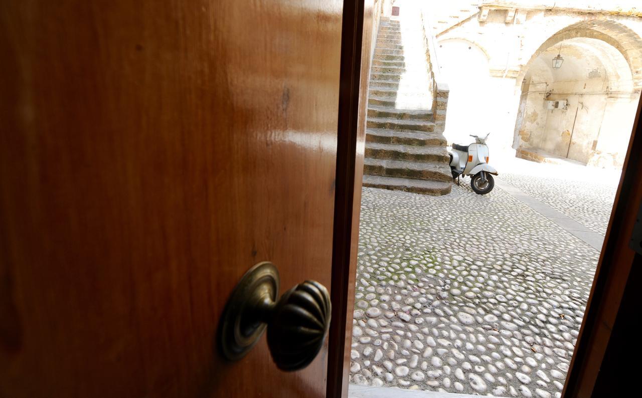 Il Cortile Del Marchese Beccadelli Bed and Breakfast Sambuca di Sicilia Buitenkant foto